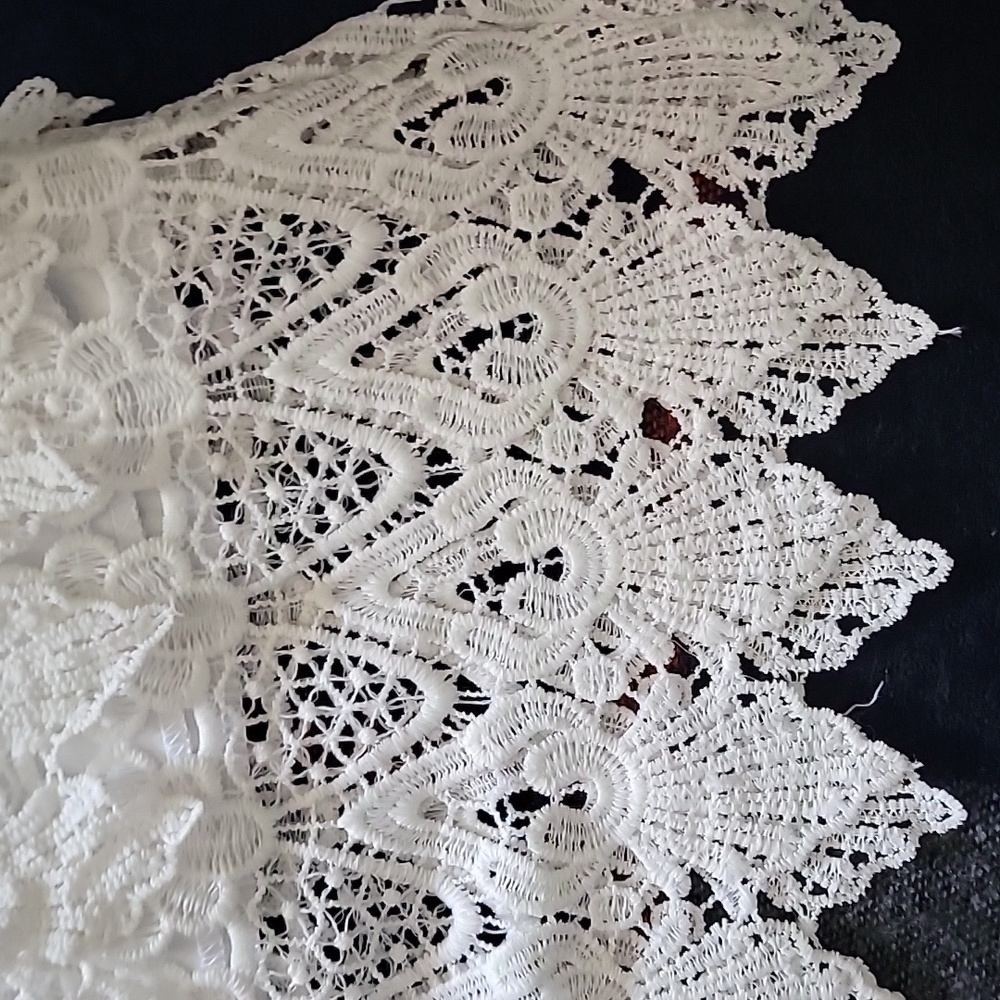 New White Lace Slip Mini Skirt - Picture 6 of 10